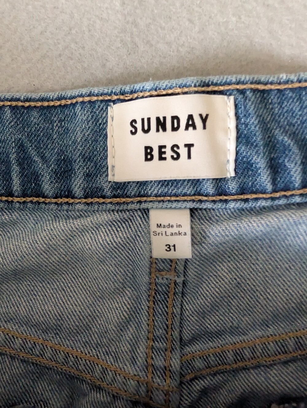 Aritzia Sunday Best Straight Leg Light Wash Jeans 100% Cotton Womens Size 31/12 image 9